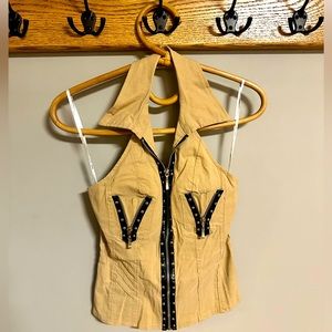 Ole ole collared tank with zipper details